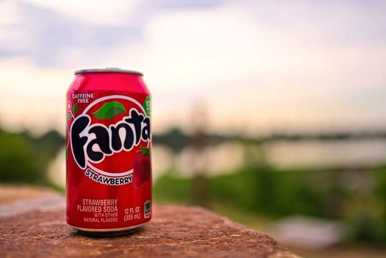 Does Fanta Strawberry Have Caffeine? [Answer is No!!!]